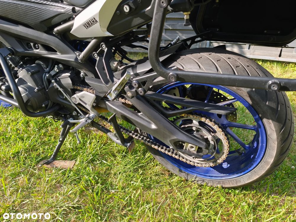 Yamaha MT - 17