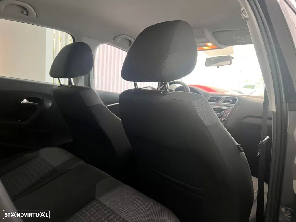 VW Polo 1.4 TDi BlueMotion - 27