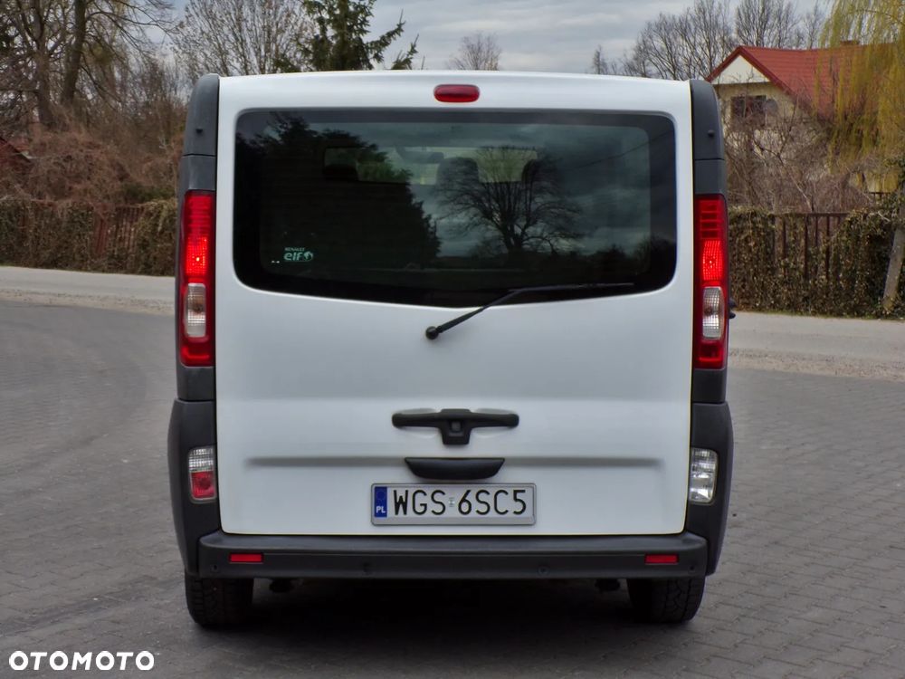Renault TRAFIC - 9