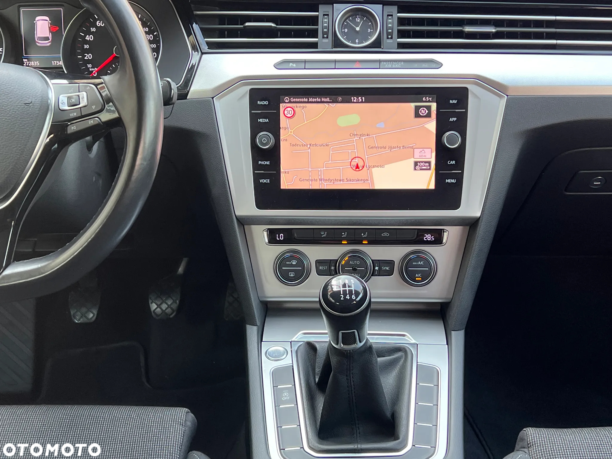 Volkswagen Passat 2.0 TDI BMT Comfortline - 27