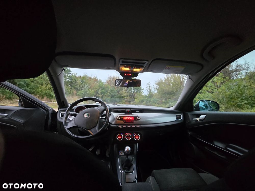 Alfa Romeo Giulietta - 14