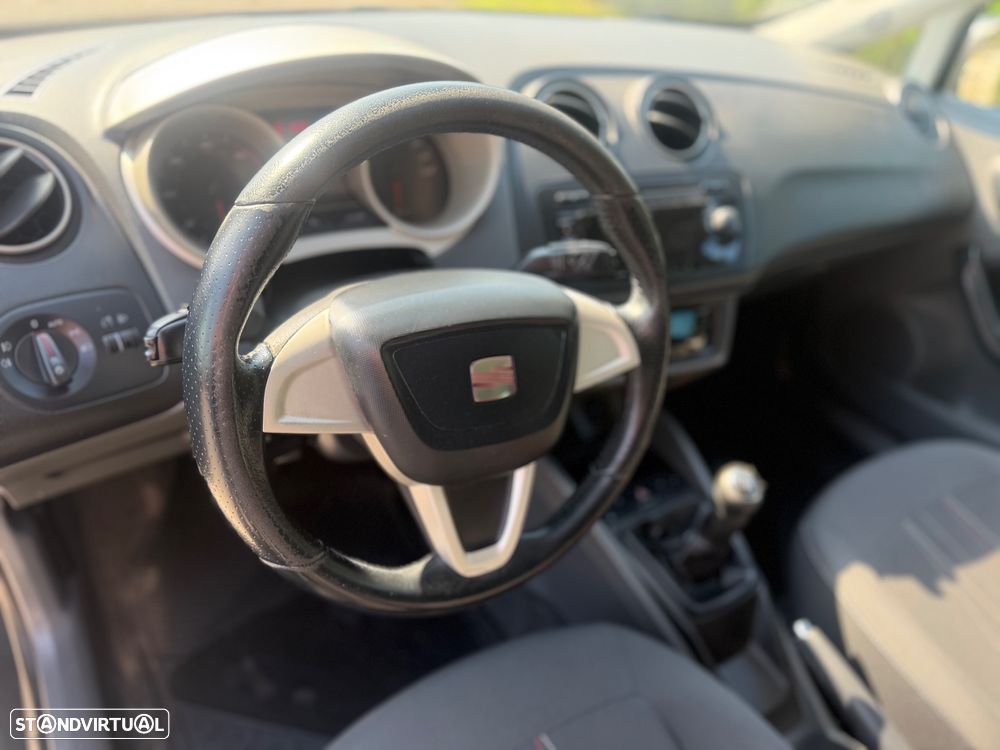 SEAT Ibiza ST 1.6 TDI Copa DPF - 10