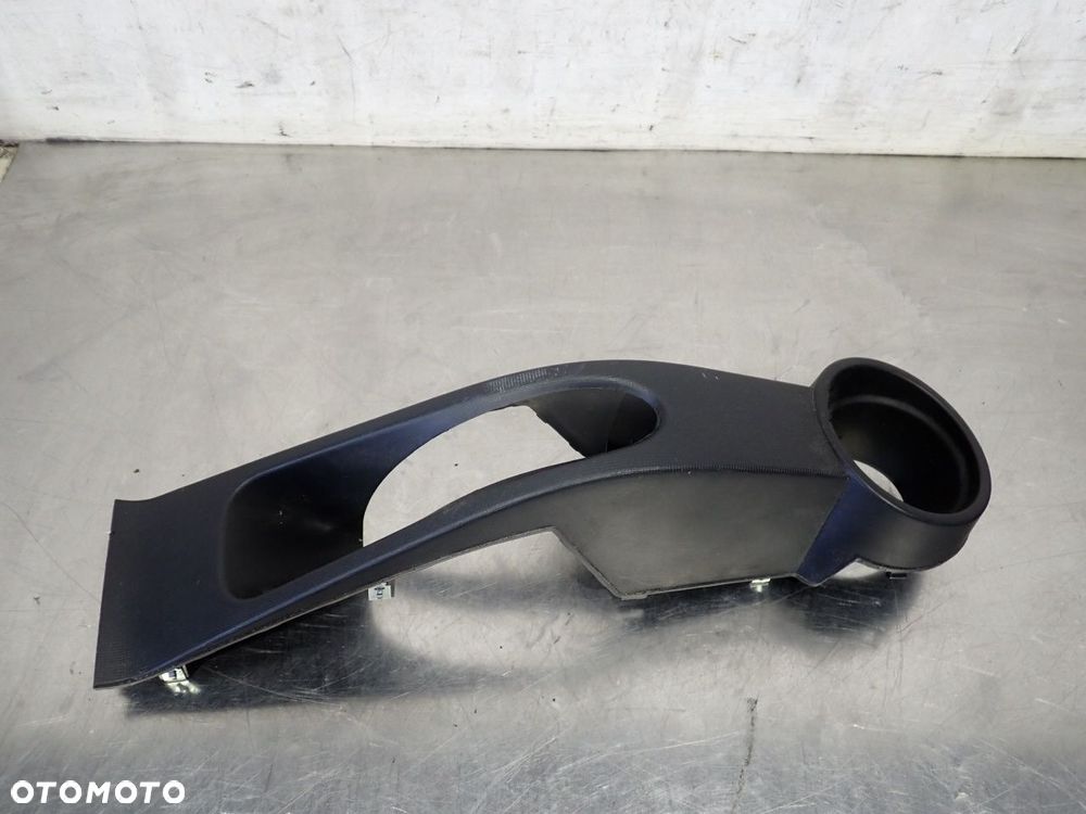 UCHWYT NA KUBEK SEAT IBIZA IV - 6J0863289 - 1