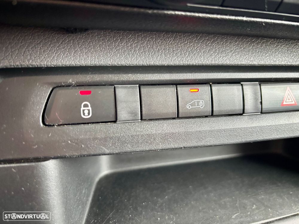 Citroën Jumpy 2.0 HDI Versão Longa - 38