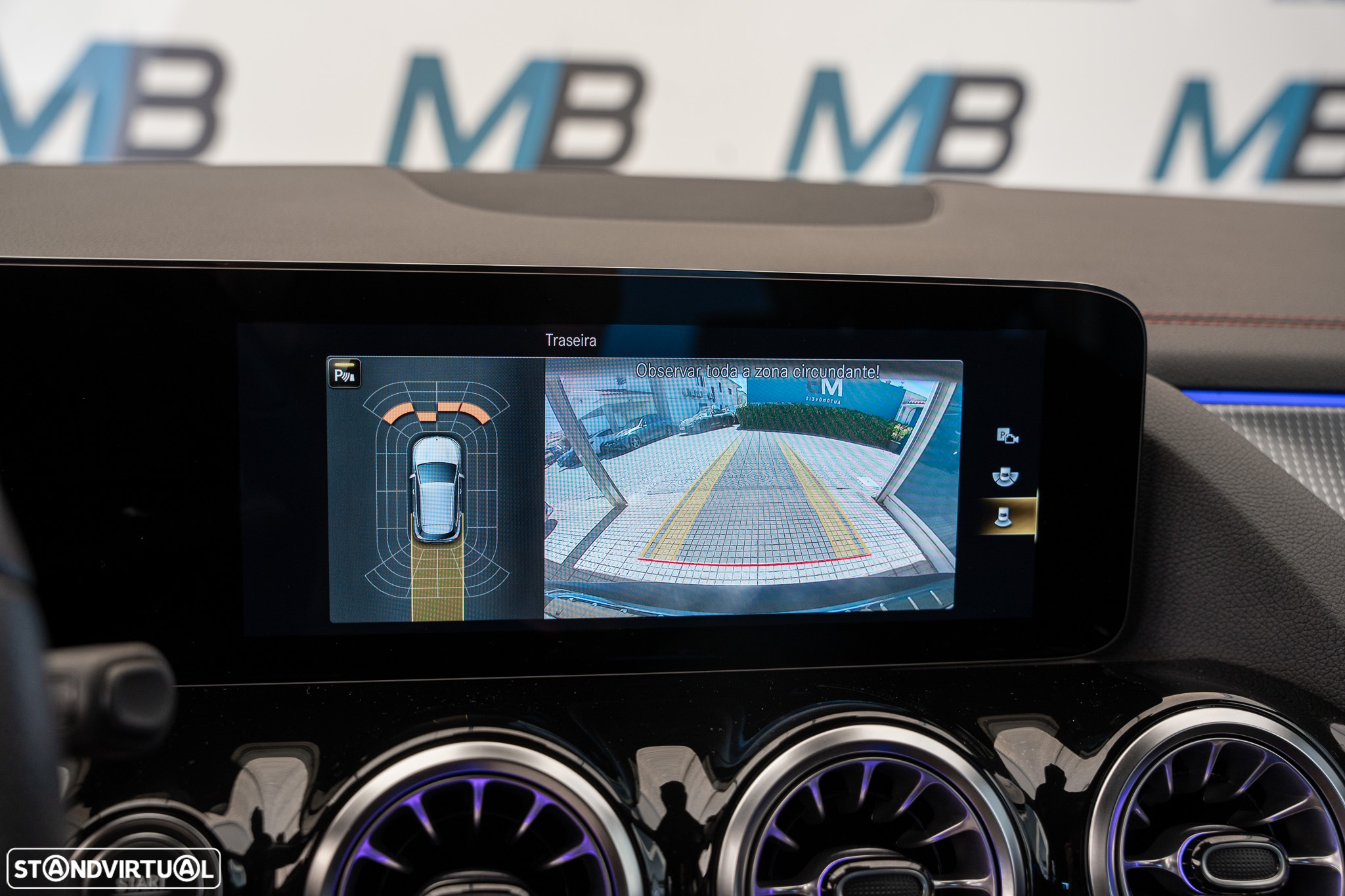 Mercedes-Benz EQA 250 AMG Line - 10