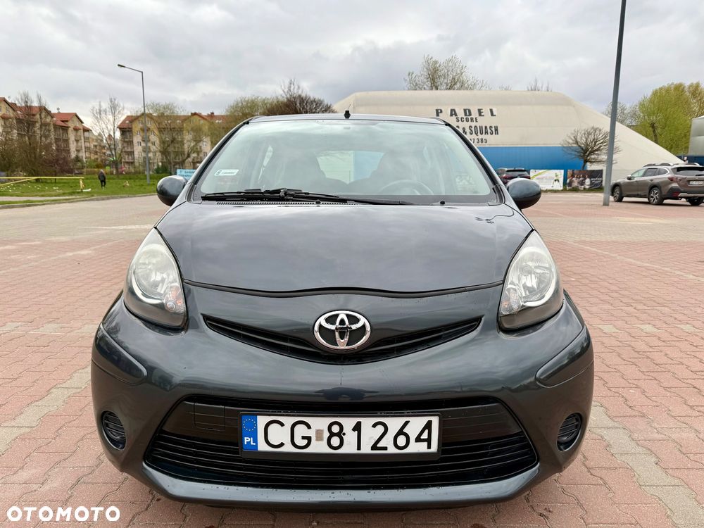 Toyota Aygo 1.0 VVT-i Luna MM A/C - 12