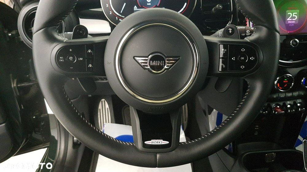 MINI John Cooper Works - 22
