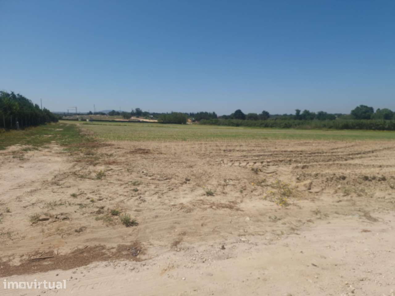 Terreno Rústico com 24.850 m² em Pinhal Novo, Palmela - Grande imagem: 4/7