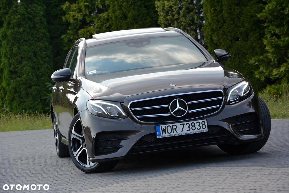 Mercedes-Benz Klasa E 250 9G-TRONIC - 12