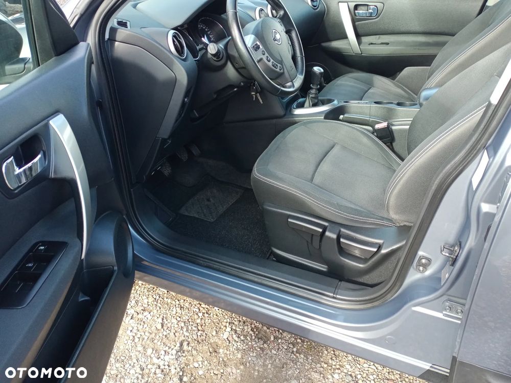 Nissan Qashqai 1.5 dCi DPF tekna - 9