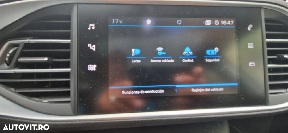 Peugeot 308 SW 1.2 L PureTech Turbo S&S EAT8 Allure - 3