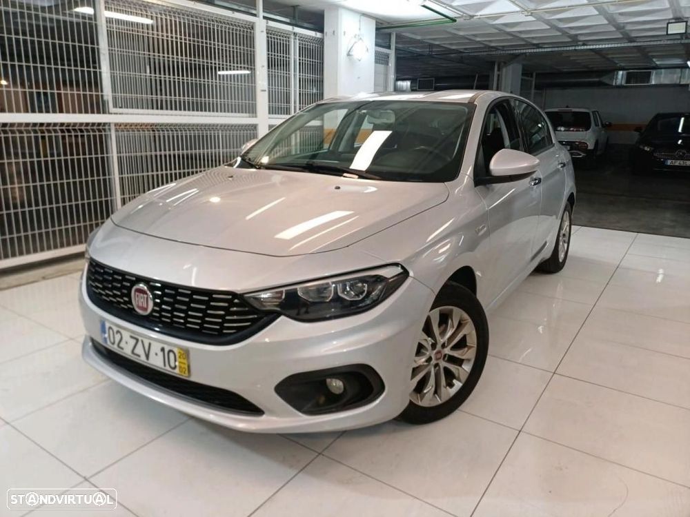 Fiat Tipo Station Wagon 1.3 M-Jet Lounge - 33