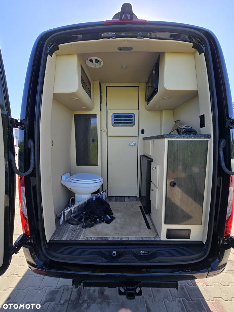 Mercedes-Benz Sprinter - 5