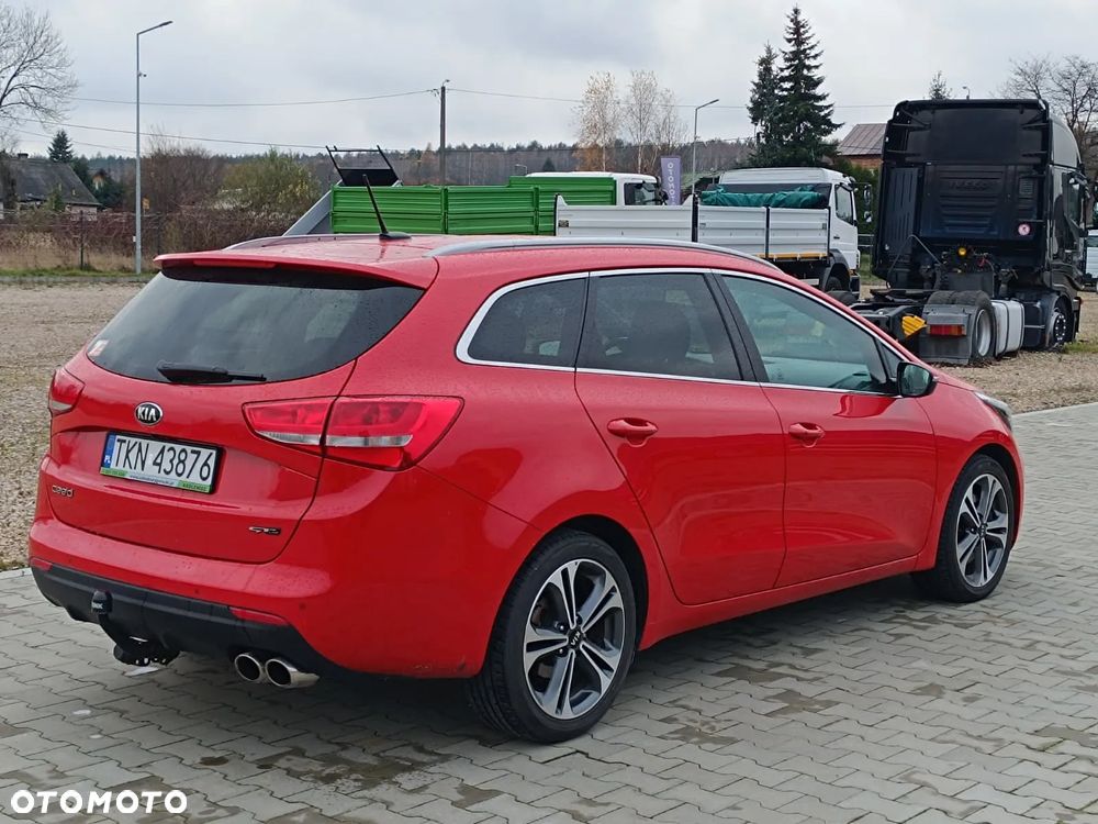 Kia Ceed 1.6 CRDi GT Line - 4
