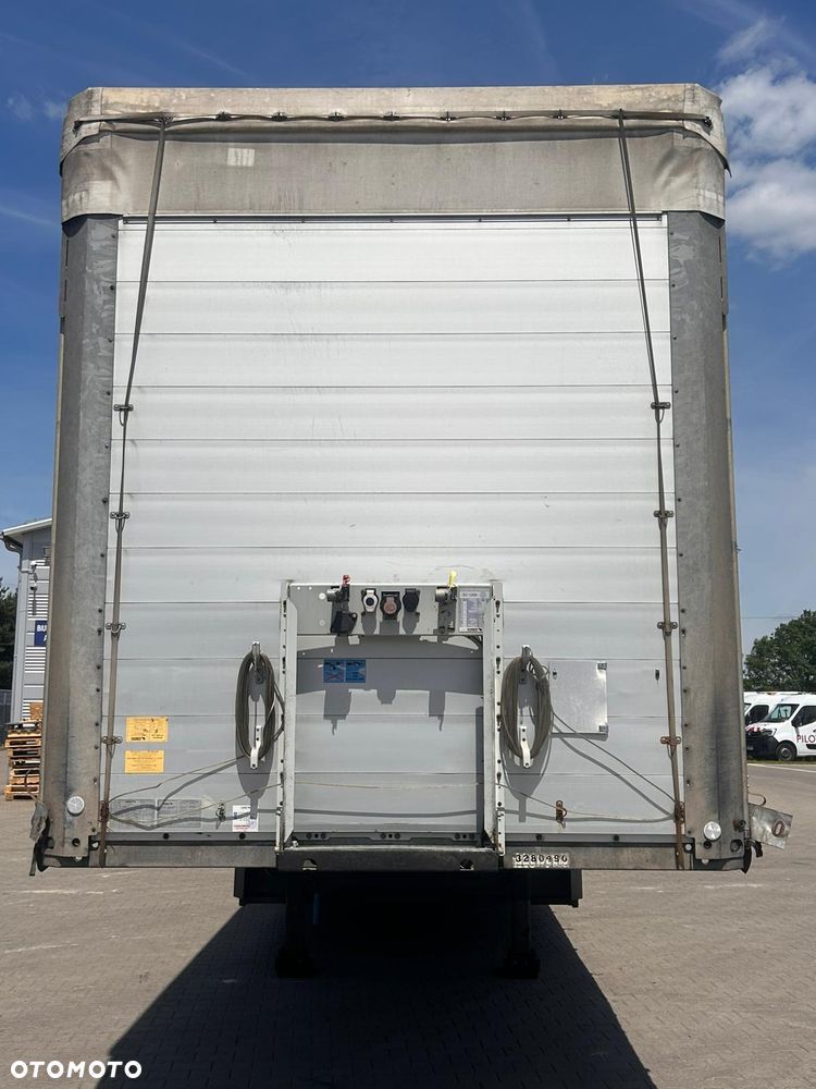 Schmitz Cargobull SCB*S3T - 2