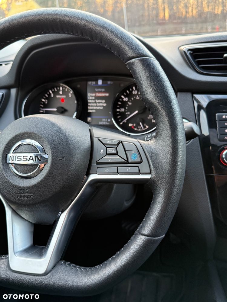 Nissan Qashqai - 16