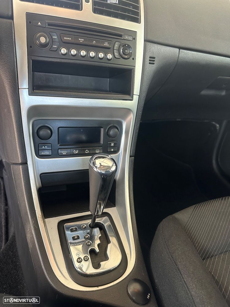 Peugeot 307 1.6 Executive Auto. - 23
