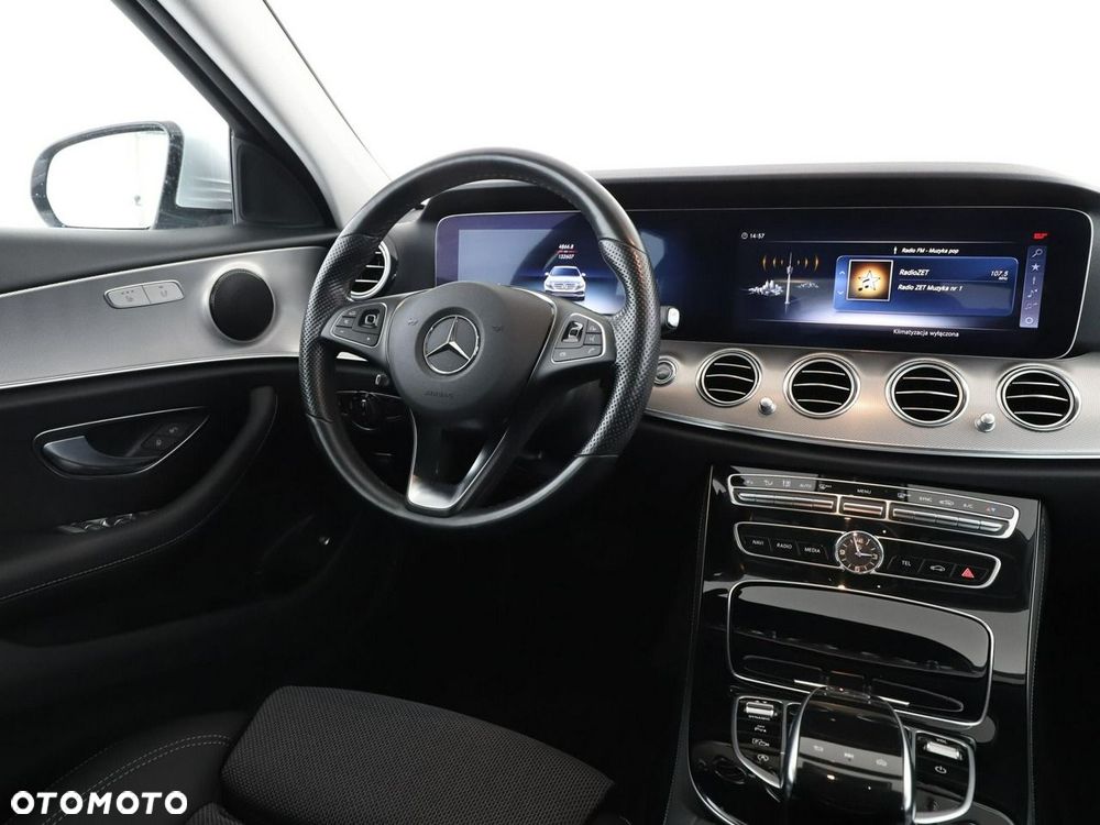 Mercedes-Benz Klasa E 200 9G-TRONIC Avantgarde - 17