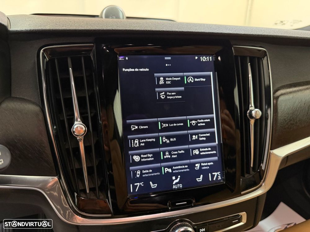 Volvo V90 Cross Country 2.0 D4 Pro AWD Geartronic - 39