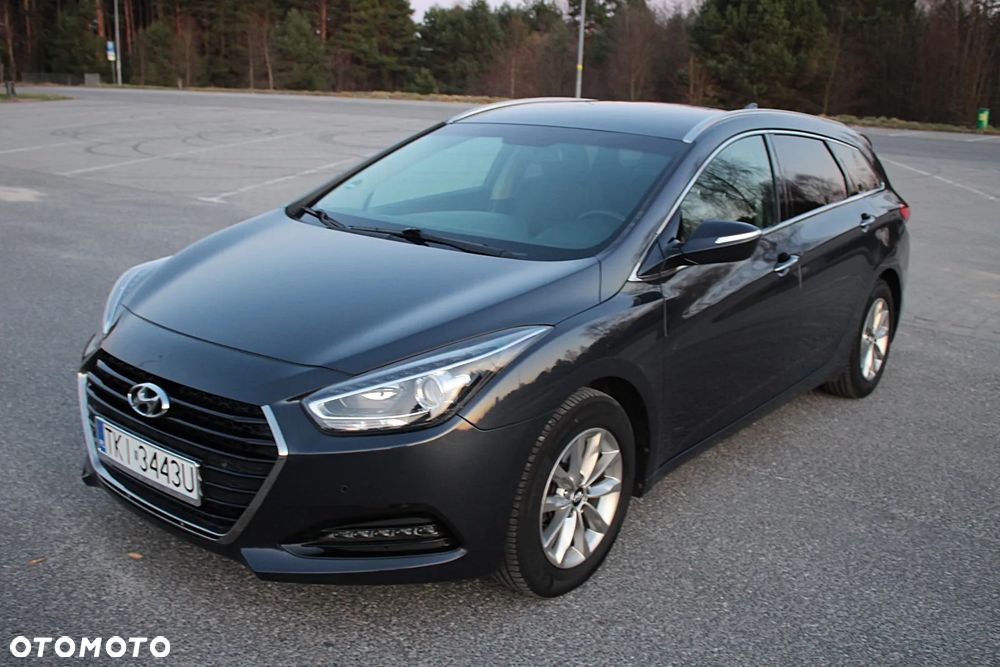 Hyundai i40 Kombi 1.7 CRDi Premium - 1
