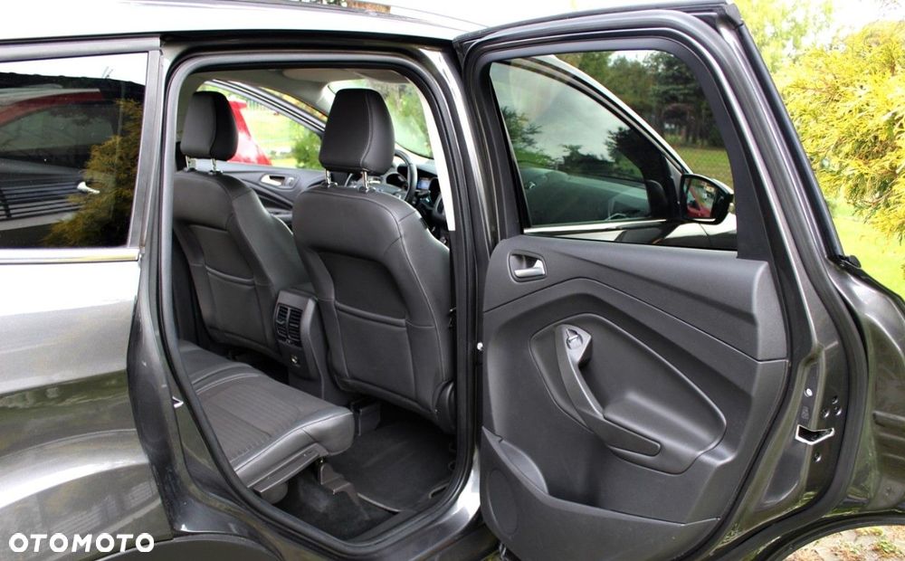 Ford Kuga - 15