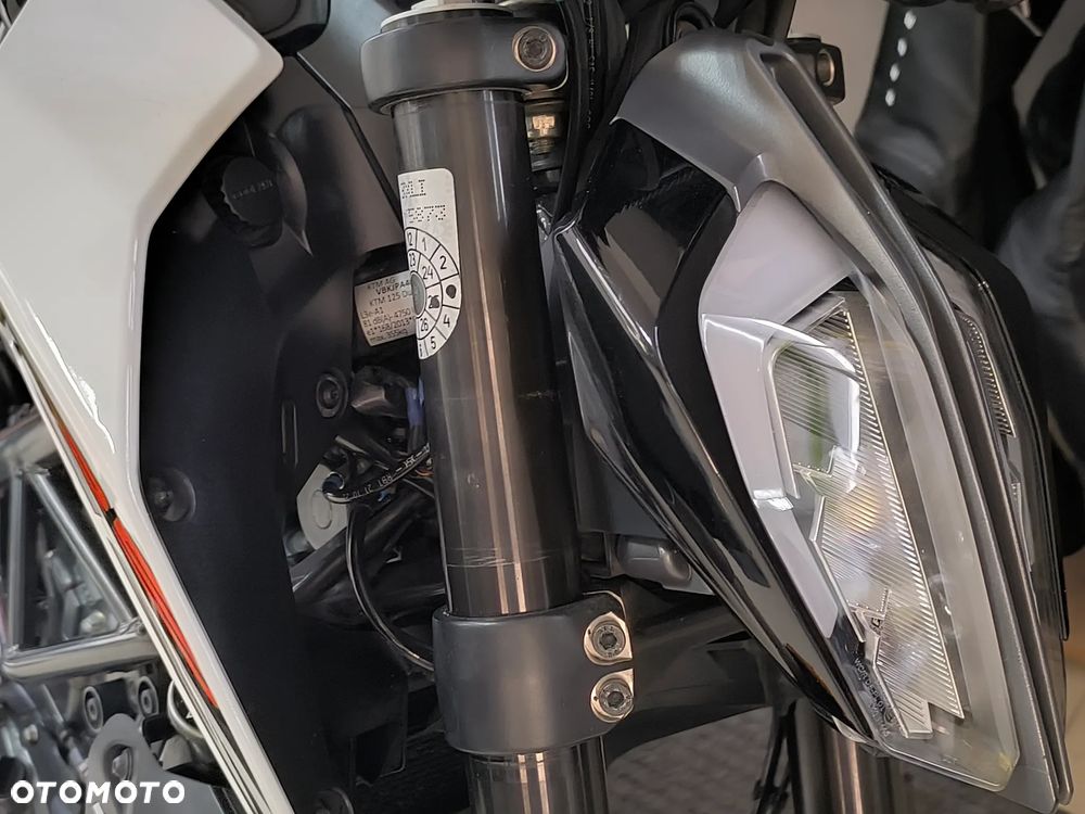 KTM Duke 125 - 15