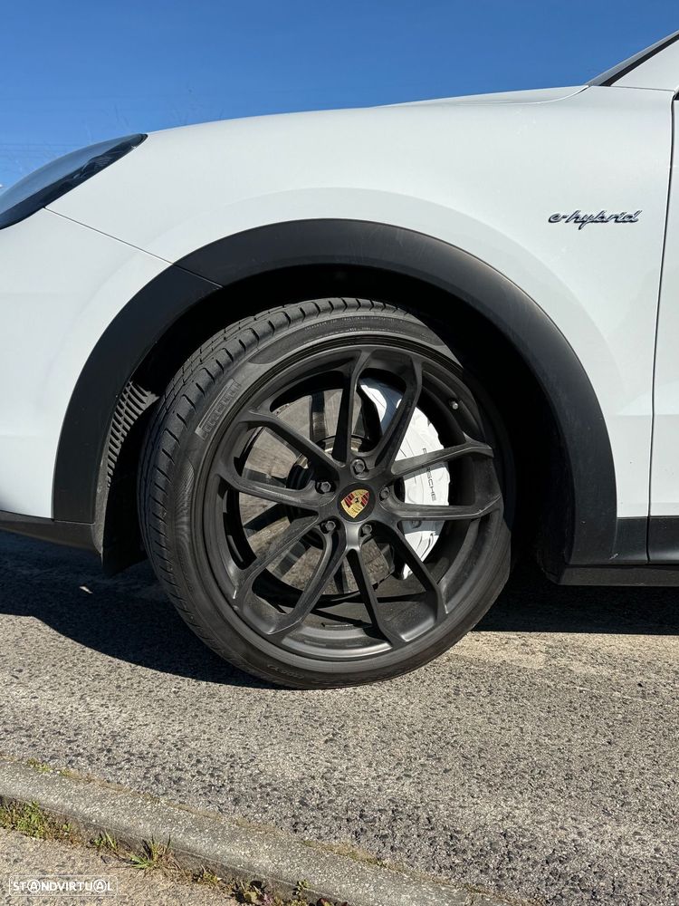 Porsche Cayenne Coupé - 12