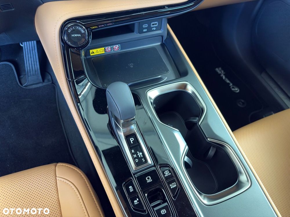 Lexus NX - 15
