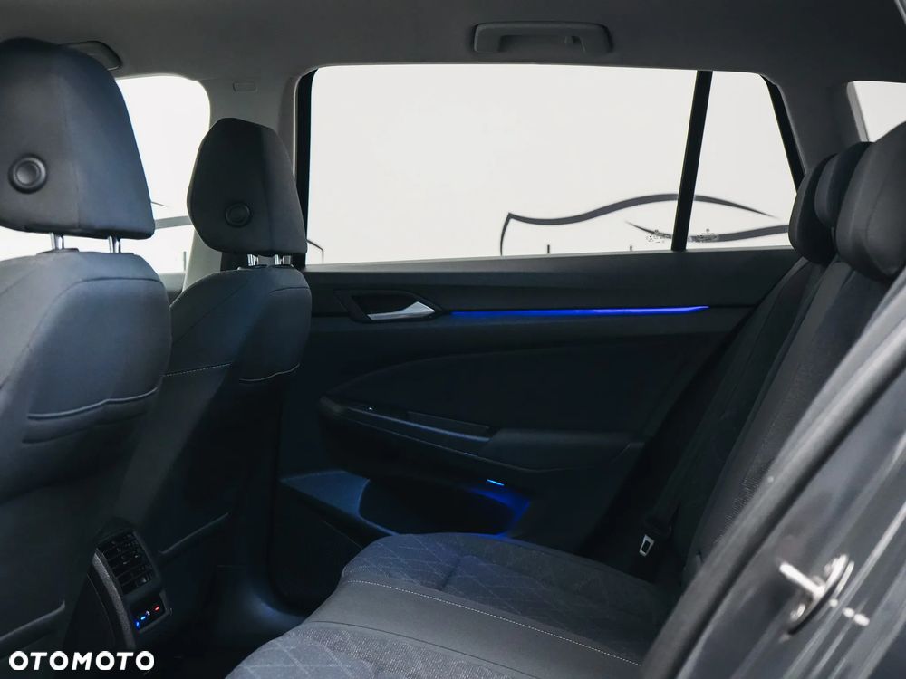 Volkswagen Golf - 16