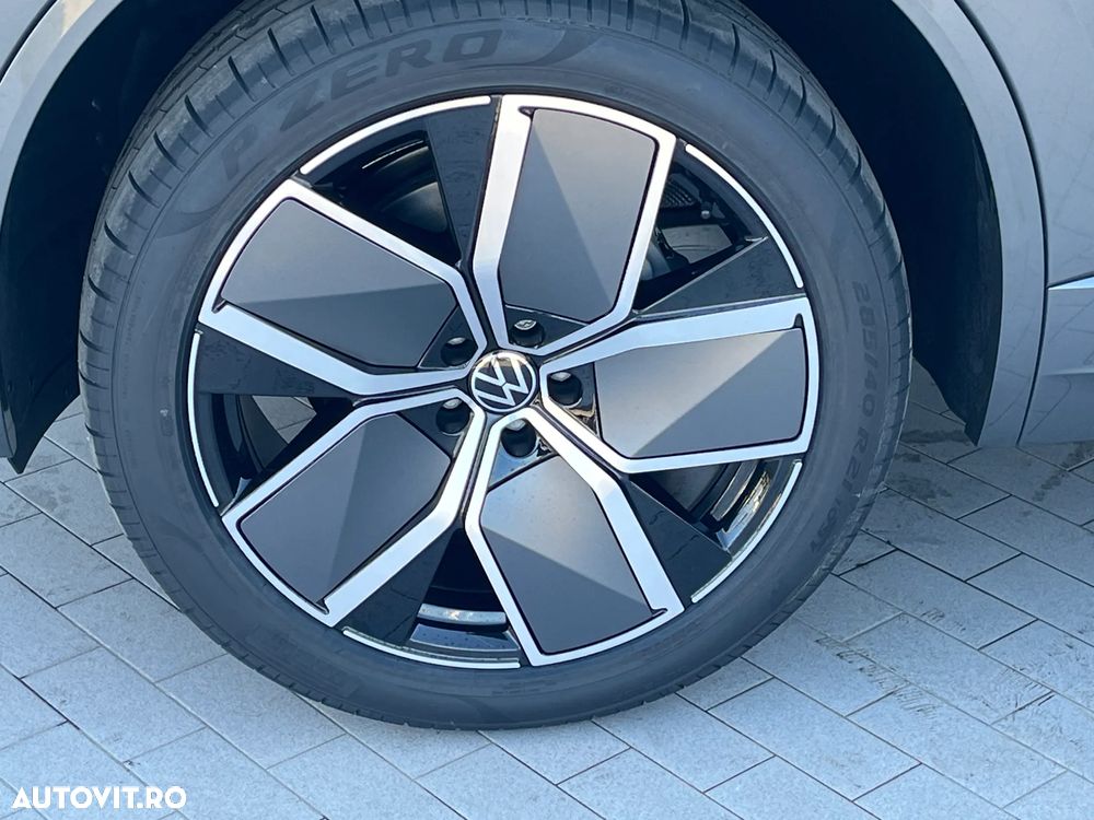 Volkswagen Touareg V6 TDI 4MOTION R-Line - 5