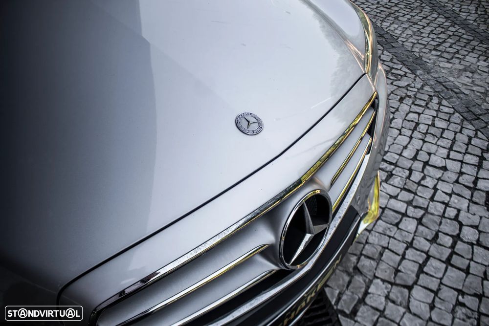 Mercedes-Benz E 250 BlueTEC Avantgarde Auto - 4