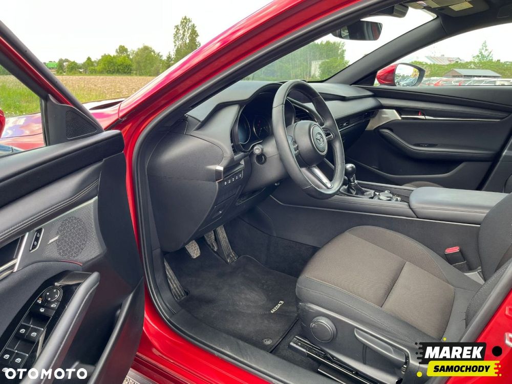 Mazda 3 - 32