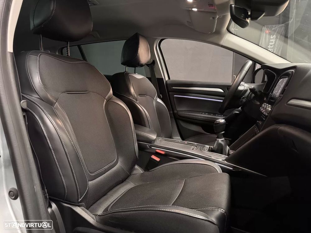 Renault Mégane Sport Tourer 1.5 Blue dCi Intens - 31