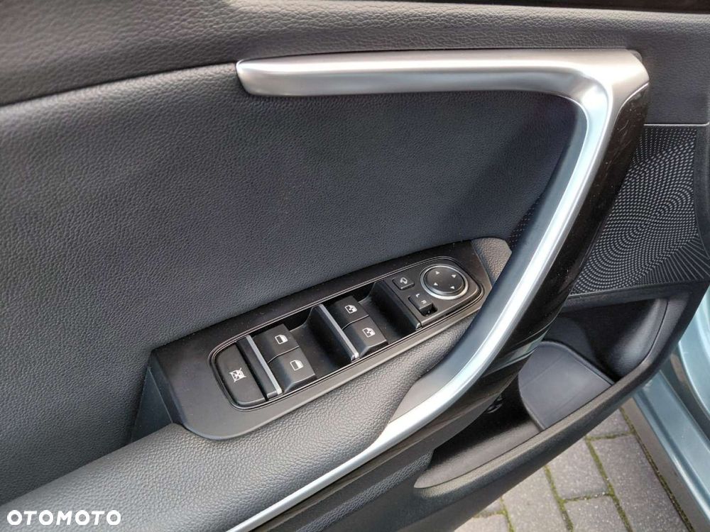 Kia Ceed - 12