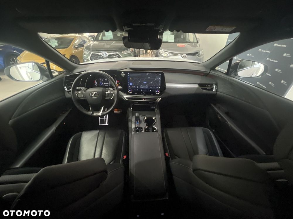 Lexus RX - 11