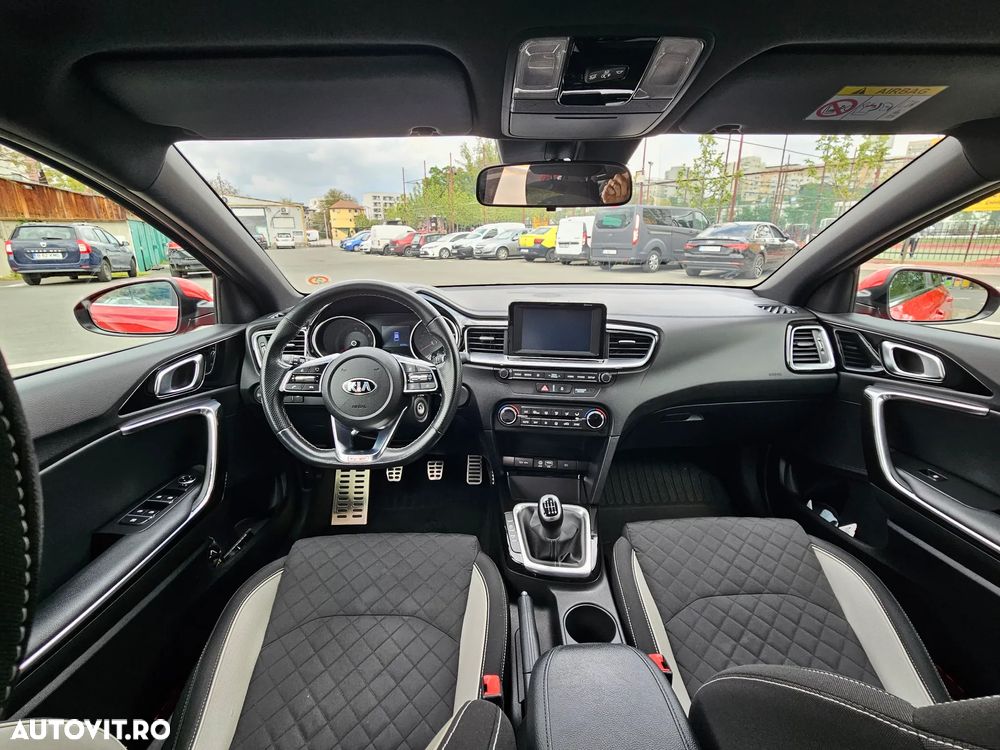 Kia Ceed 1.4 T-GDI GT Line - 13