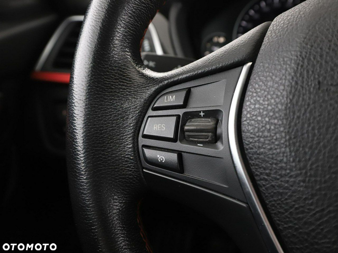 BMW Seria 3 320d Sport Line - 31