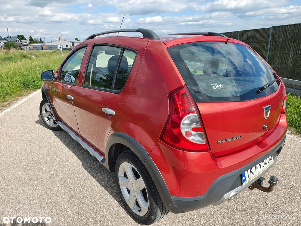 Dacia Sandero Stepway 1.6 - 16