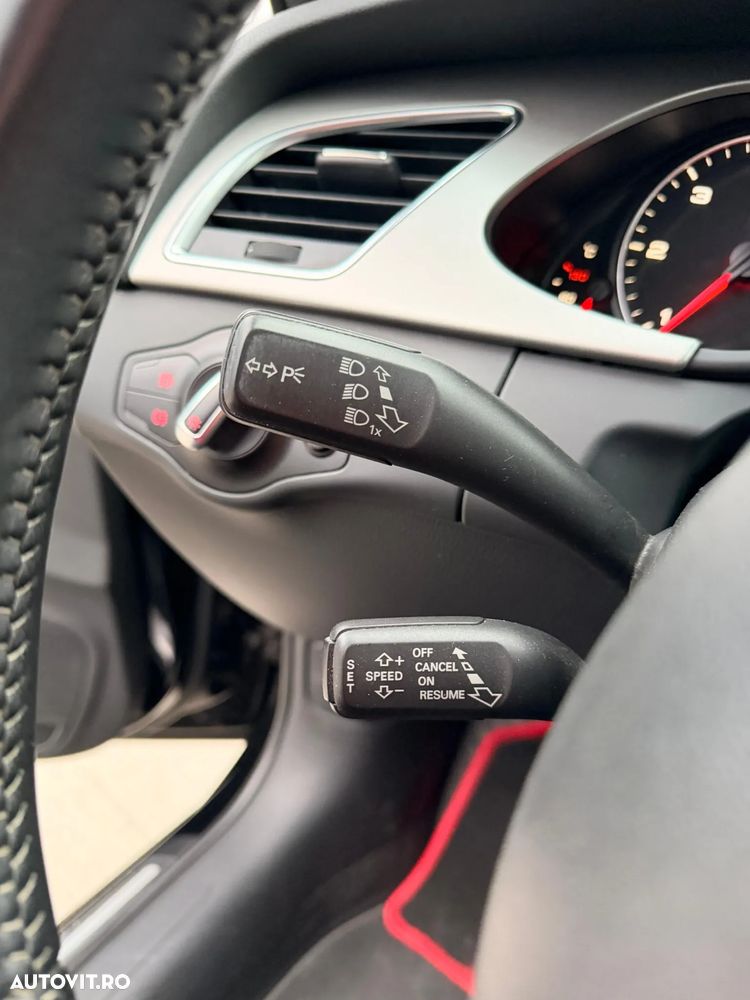 Audi A4 2.0 TDI DPF multitronic S line Sportpaket - 14