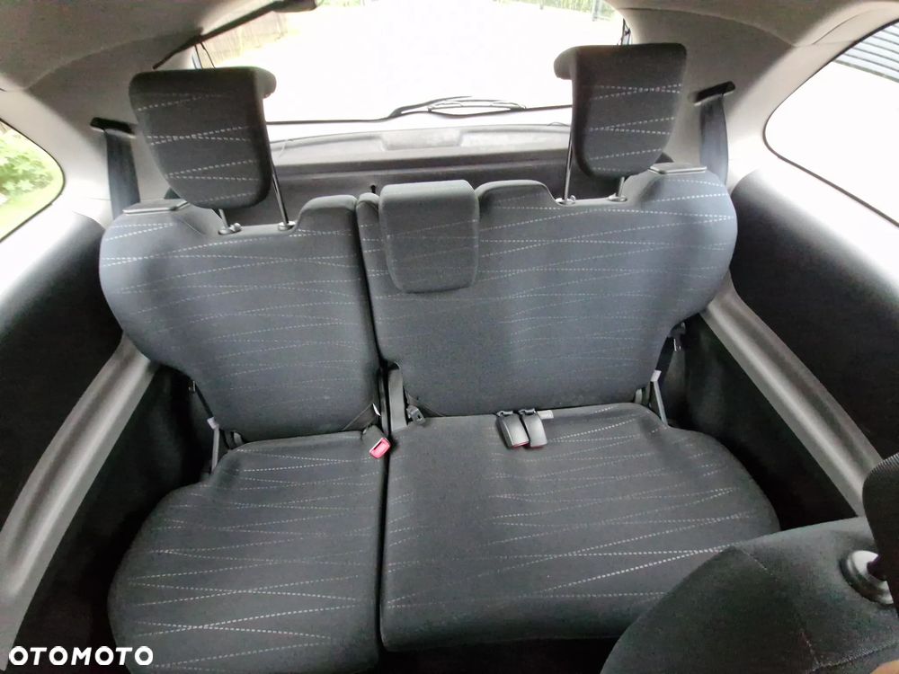 Toyota Yaris 1.0 Luna A/C - 19