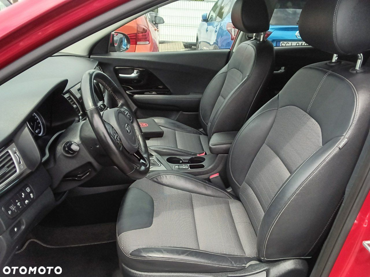 Kia Niro 1.6 GDI Hybrid Business Line - 12