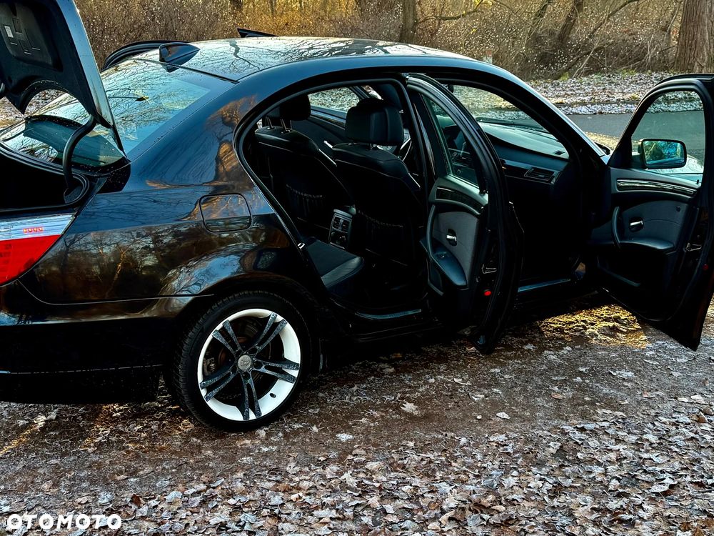 BMW Seria 5 ver-520i-edition-exclusive - 4