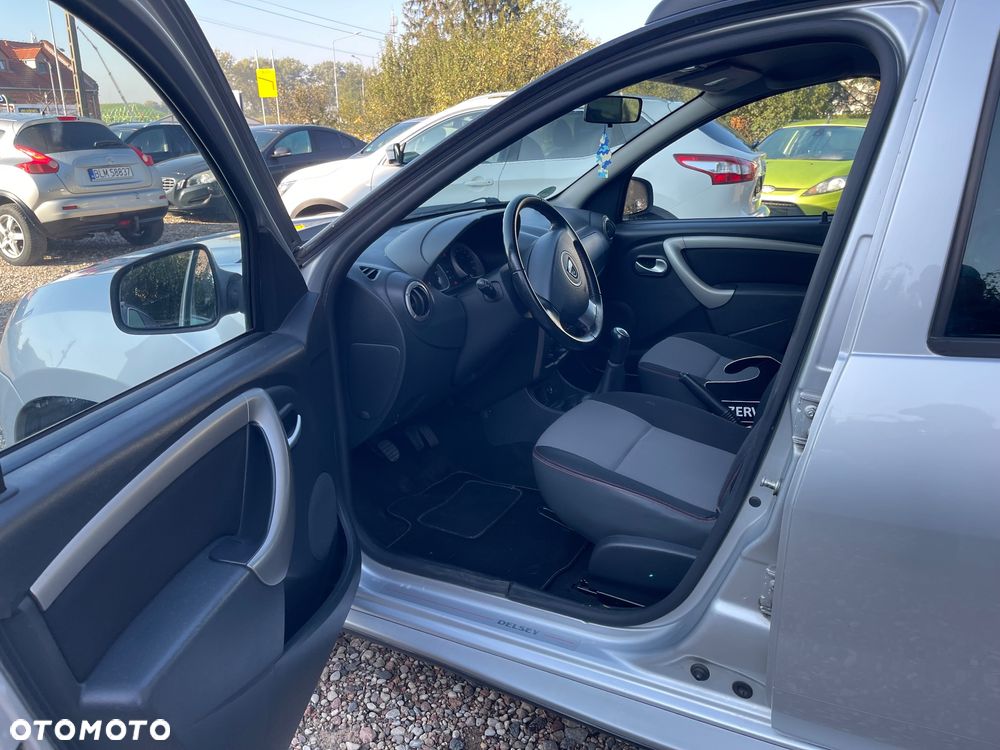 Dacia Duster 1.6 SCe Ambiance S&S - 9