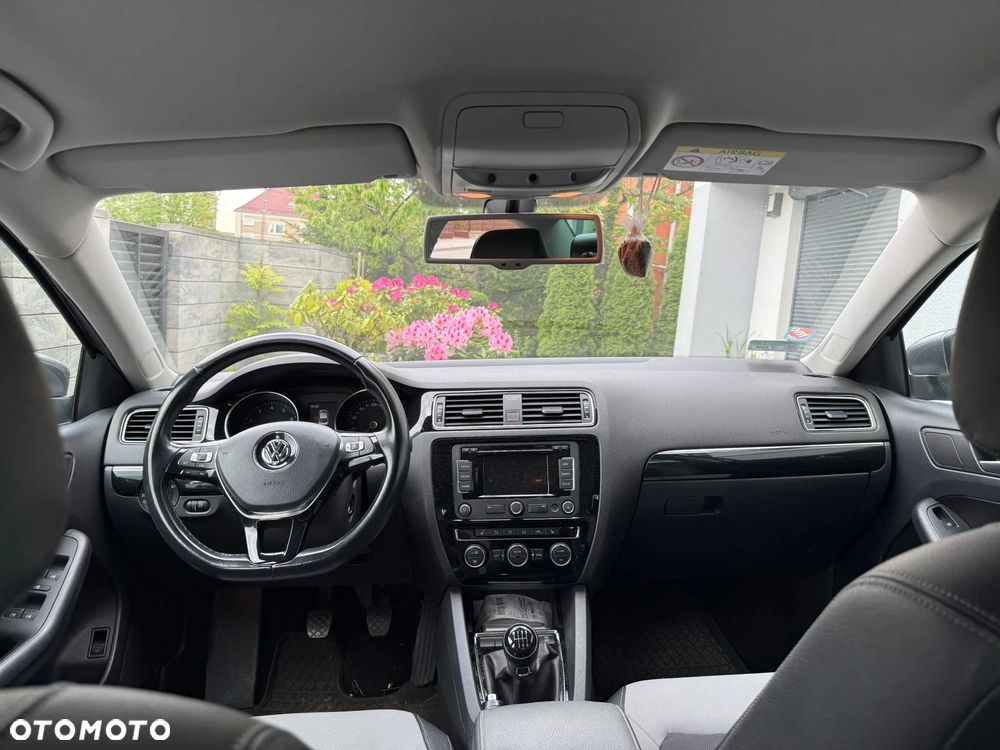 Volkswagen Jetta 1.4 TSI BMT Highline - 15