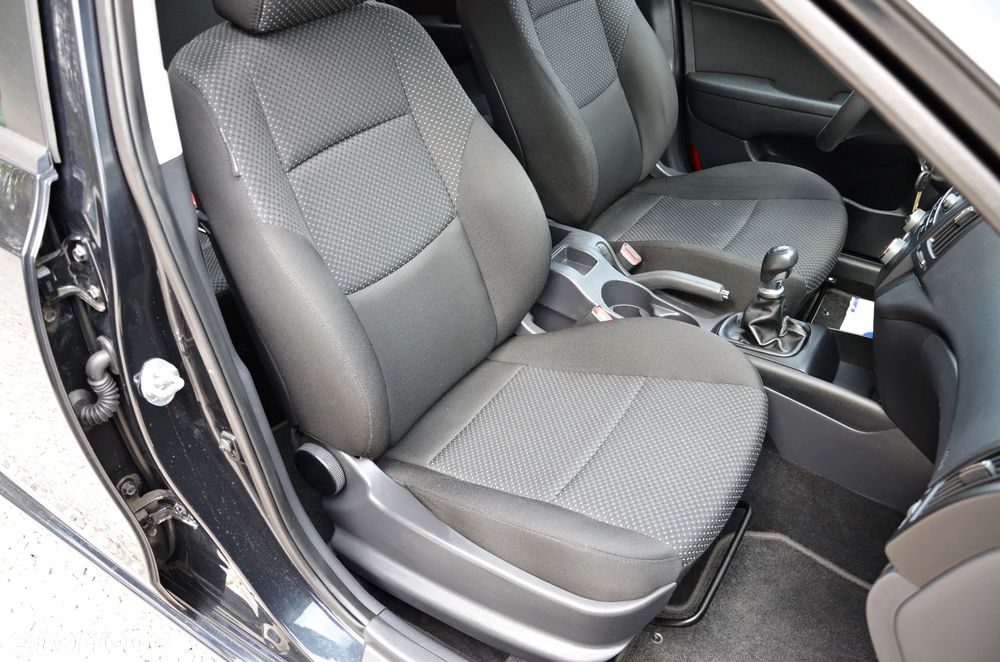 Hyundai i30 1.4 Classic + EU5 - 38