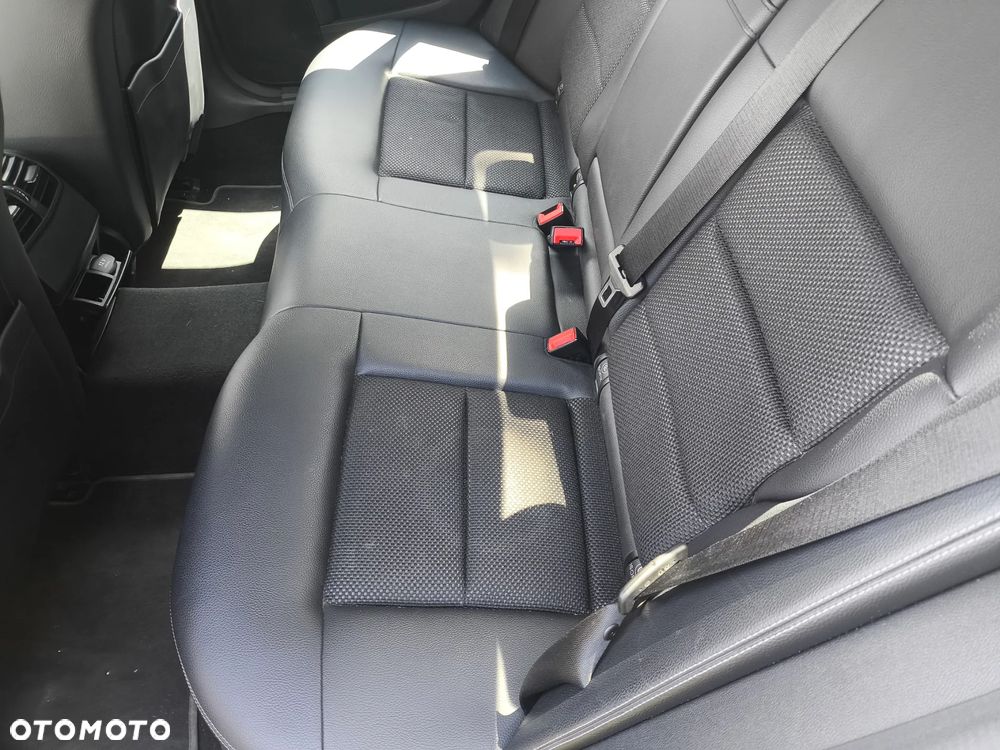 Mercedes-Benz Klasa E 200 BlueTEC 7G-TRONIC Avantgarde - 10