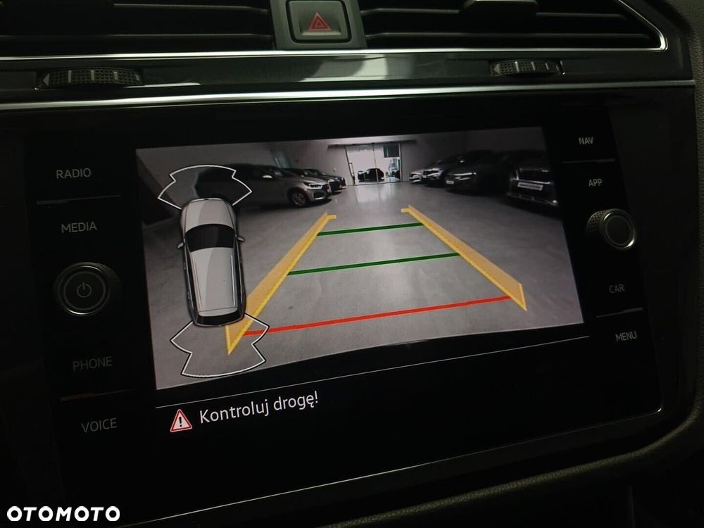 Volkswagen Tiguan - 26