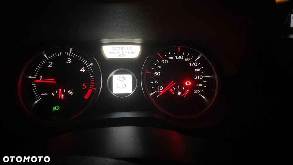 Renault Megane 2.0 dCi Privilege - 25