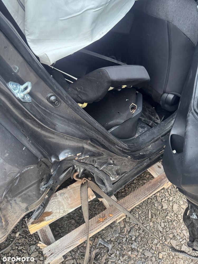 Toyota Yaris Cross Hybrid 1.5 Comfort - 24