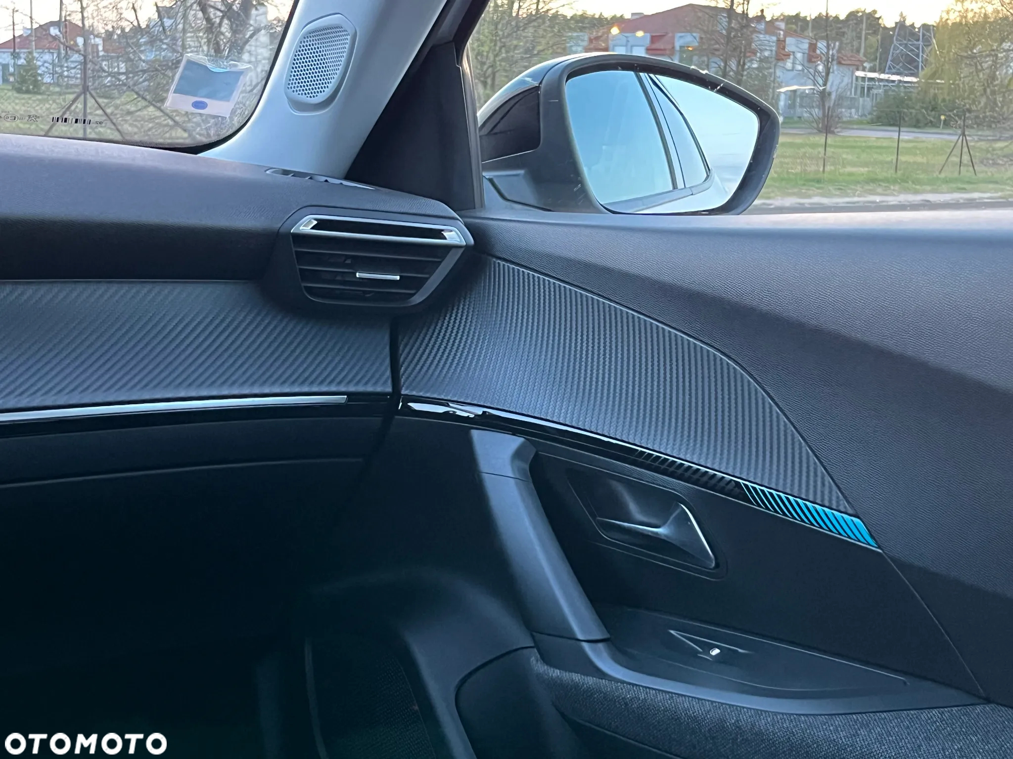 Peugeot 2008 PureTech 100 Style - 19